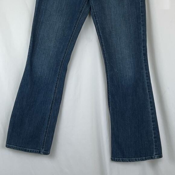 Calvin Klein Mid Rise Medium Wash Boho Festival Boot Cut Jeans Size 6 - Picture 3 of 11